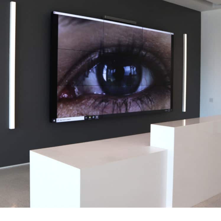 Zeiss Enhances Visitor Experience with an Eye-Catching Video Wall Displaying High-Definition Visuals