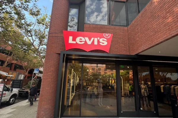 Levis Exterior Signage Levis Exterior Signage